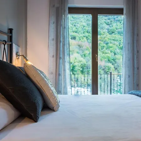 Saplan Real Estate Pomero Daire *